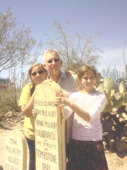 Photo of Ray Turner with two of his daughters Rachelle and Amanda. 